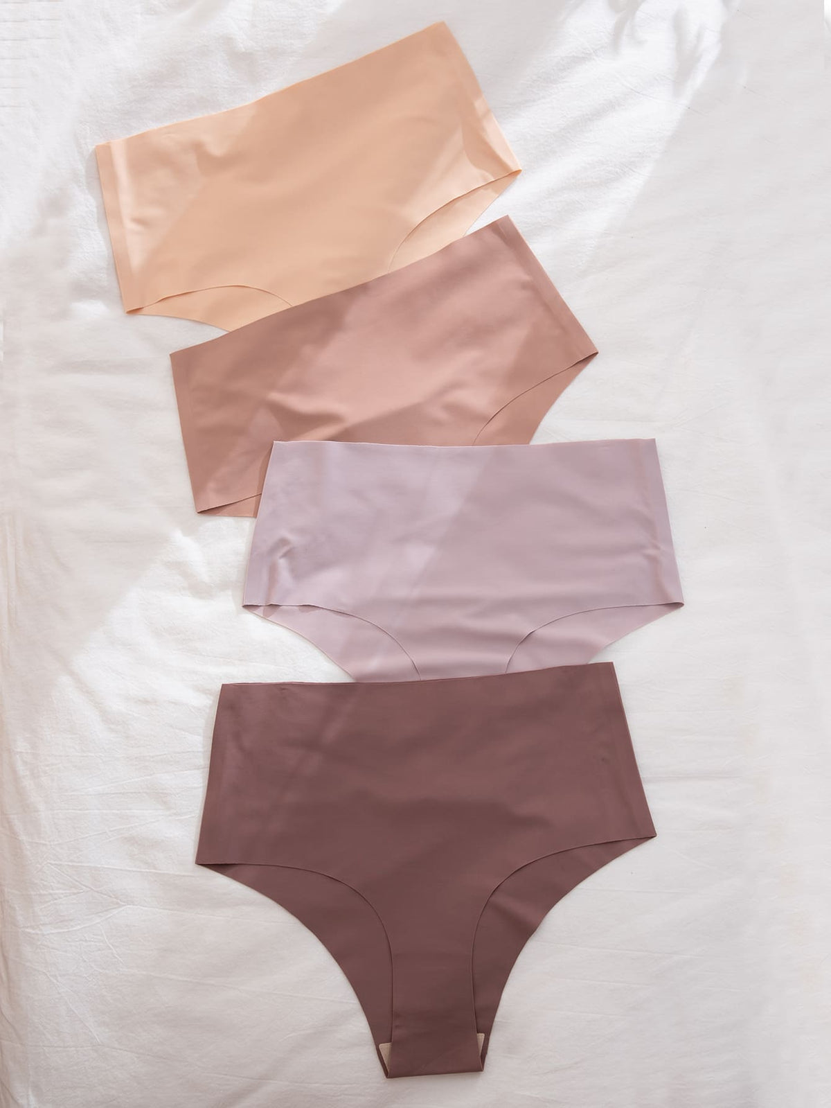 Kit com 4 Calcinhas Sem Costura Cintura Alta